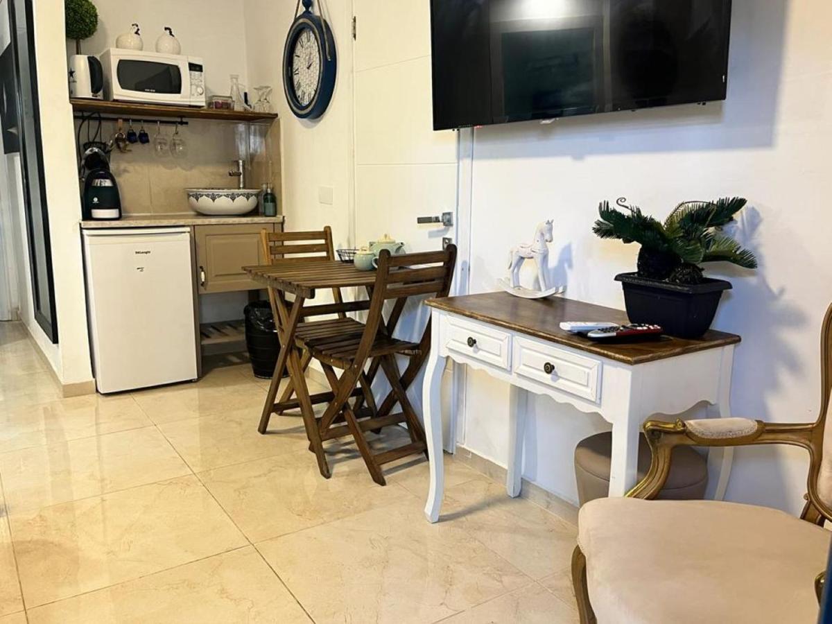 Ahuzat Shaul Seaside Bed and Breakfast Hadera Buitenkant foto