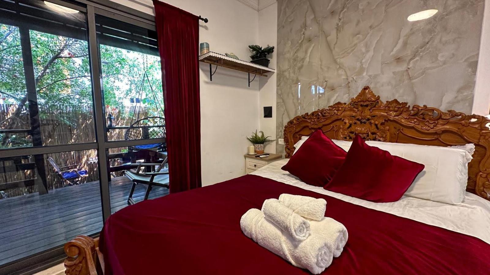 Ahuzat Shaul Seaside Bed and Breakfast Hadera Buitenkant foto