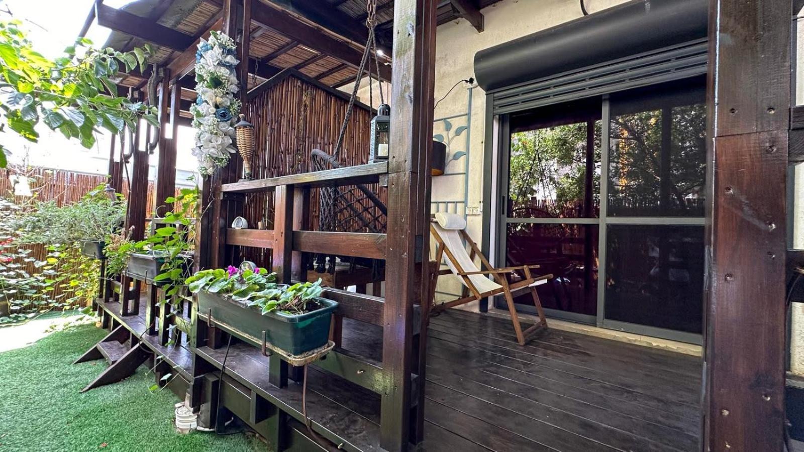Ahuzat Shaul Seaside Bed and Breakfast Hadera Buitenkant foto