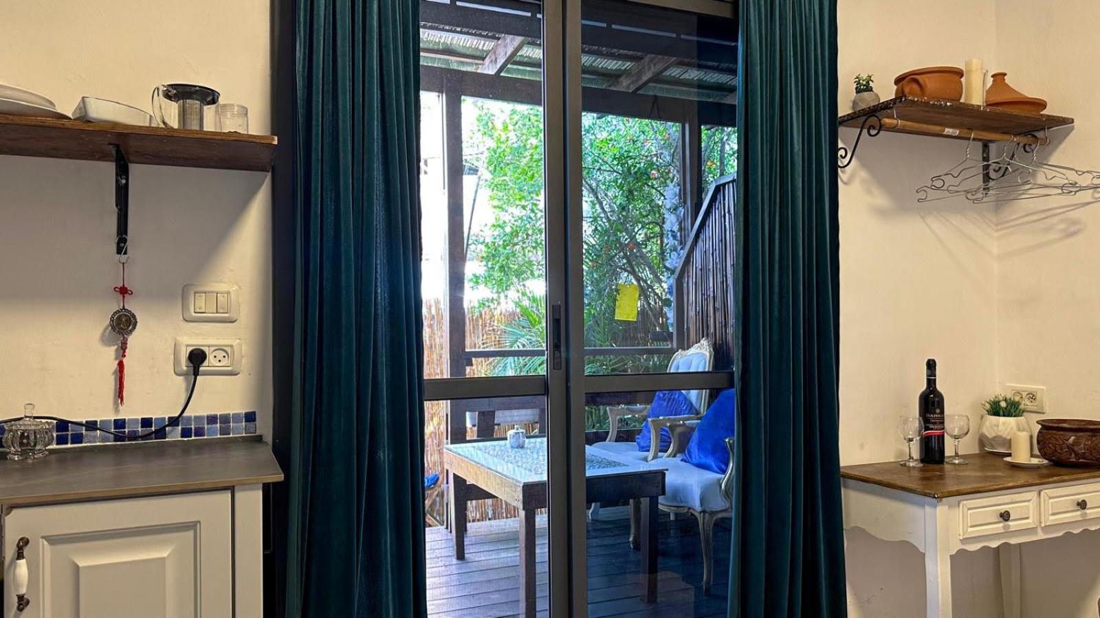 Ahuzat Shaul Seaside Bed and Breakfast Hadera Buitenkant foto